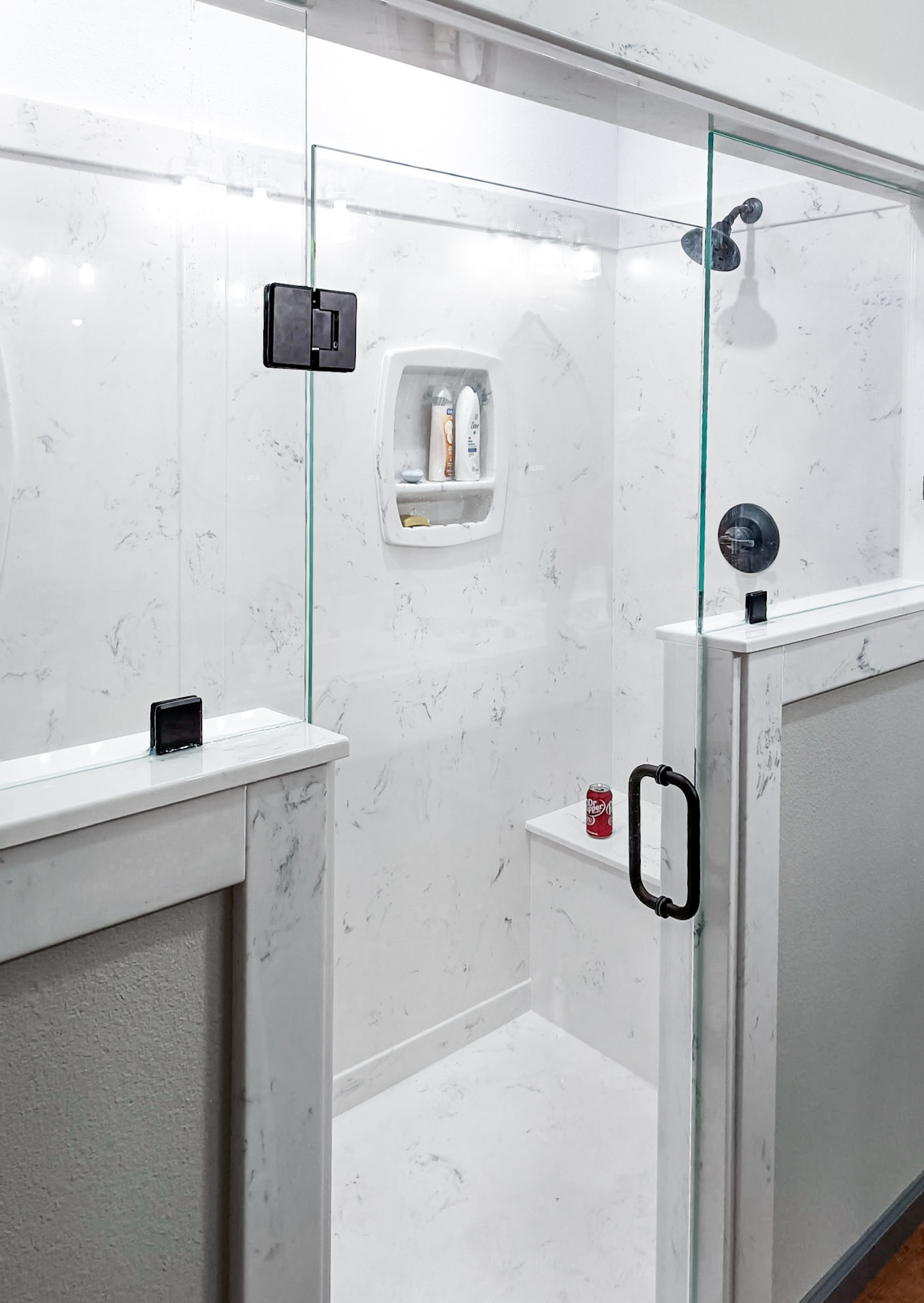 Knee-Wall Enclosure, Matte Black installed by Texan Glass in The Woodlands, TX